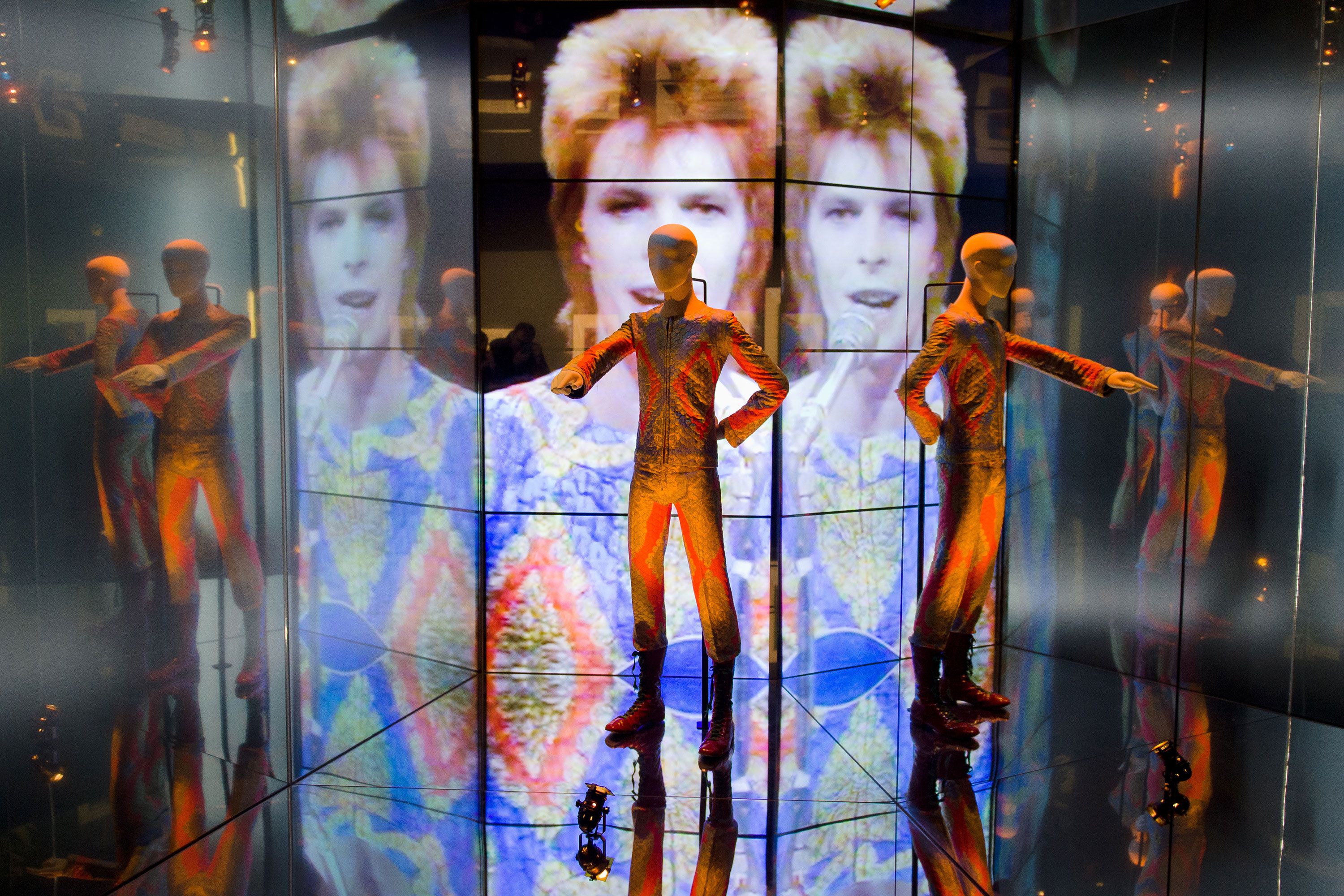 david-bowie-is-london-review